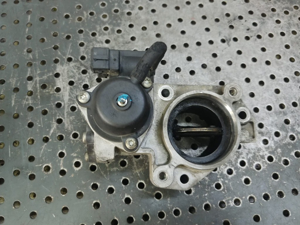 Clapeta acceleratie 1.3 d multijet fiat punto panda opel corsa d astra h 55195014