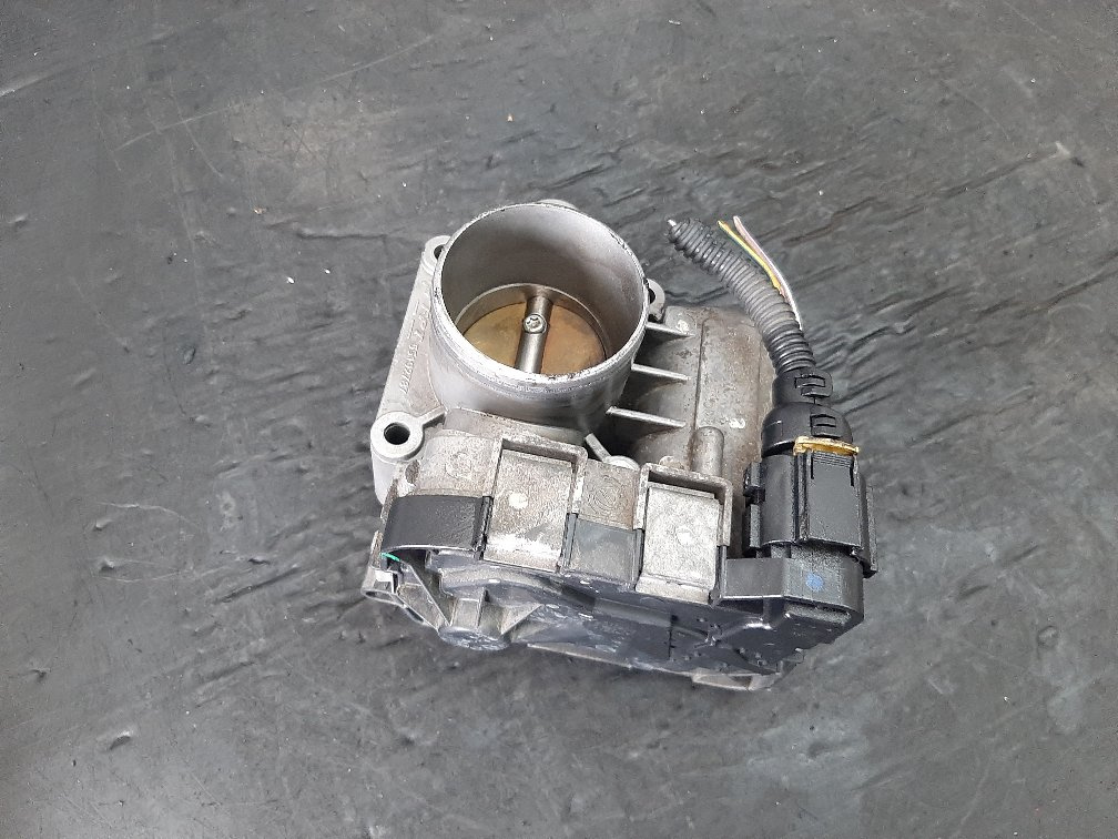 Clapeta acceleratie 1.4 b 350a1000 fiat punto grande punto fiorino 55192787