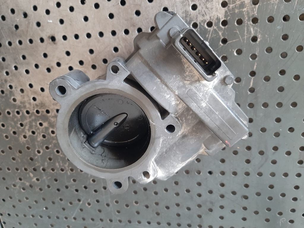 Clapeta acceleratie 1.4 b 8fs peugeot 207 307 308 citroen c2 c3 mini r55 r56 r57 a2c53279370