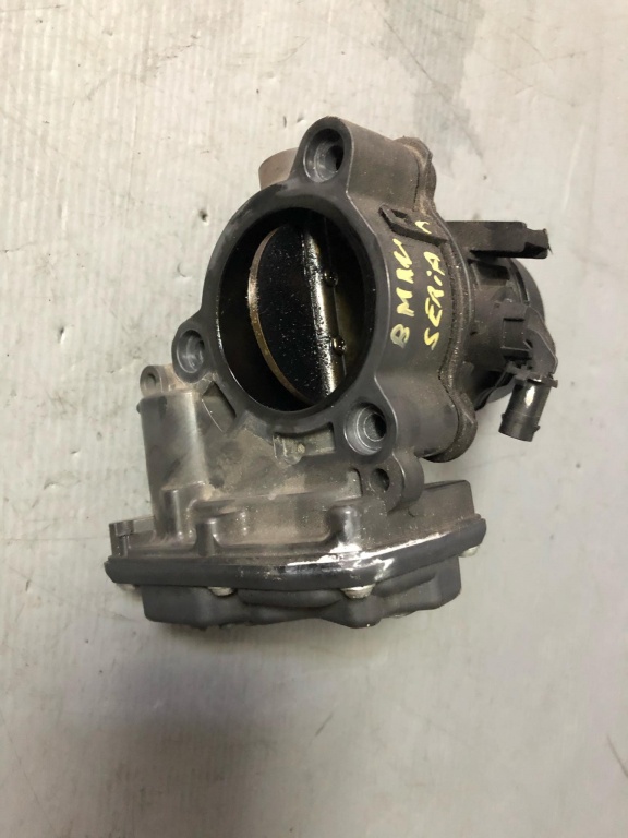 Clapeta acceleratie 1.5 d b37d15a 116 d bmw seria 1 f20 f21 dupa 2015 8512452