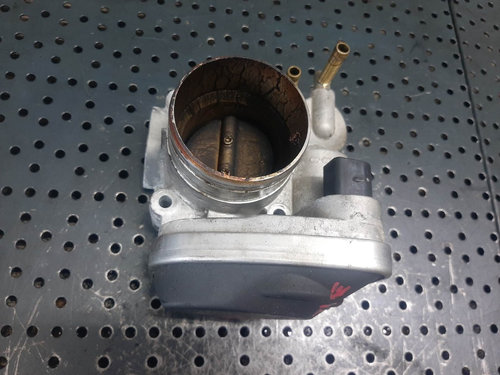 Clapeta acceleratie 1.6 b vw new beetle audi a3 8l seat ibiza cordoba leon vw golf 4 06a133062n