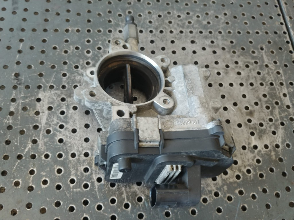 Clapeta acceleratie 1.6 d multujet 198a2000 fiat bravo 2 doblo alfa romeo 159 lancia delta 3 55229467