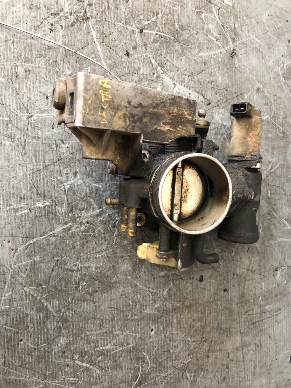 Clapeta acceleratie 1.8 1.6 benzina opel astra g 90489468