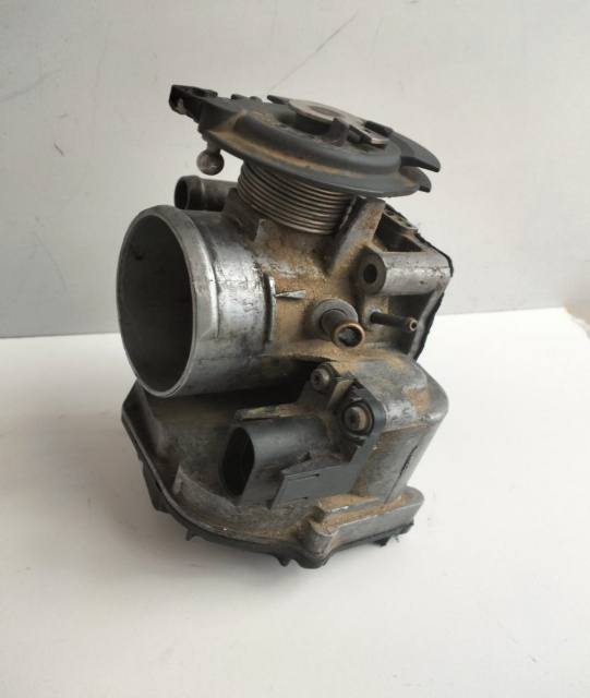 Clapeta acceleratie 1.8 benzina 058133063 Volkswagen VW Passat B5 [1996 - 2000]