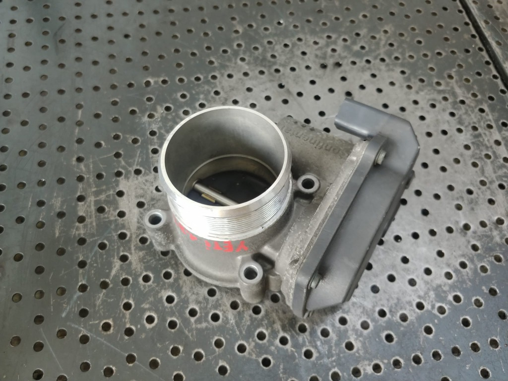 Clapeta acceleratie 1.8 tfsi cda skoda yeti 5l 06f133062q