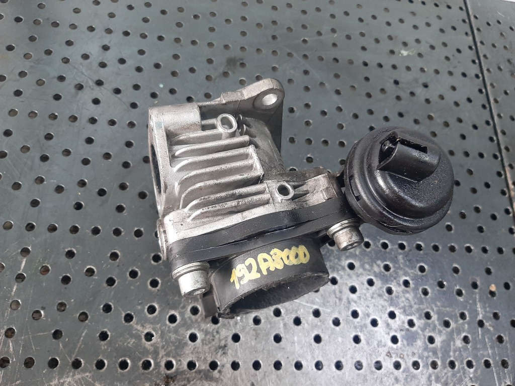 Clapeta acceleratie 1.9 d 192a8000 fiat bravo 2 doblo idea stilo punto 55233720