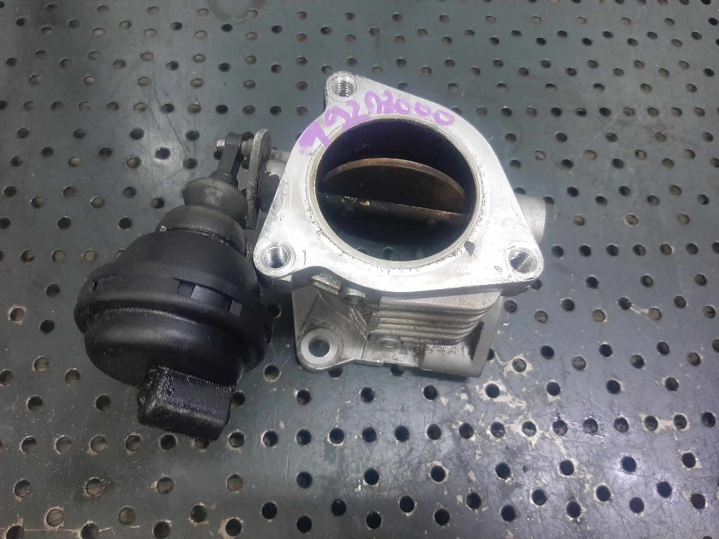 Clapeta acceleratie 1.9 d 192a8000 fiat bravo 2