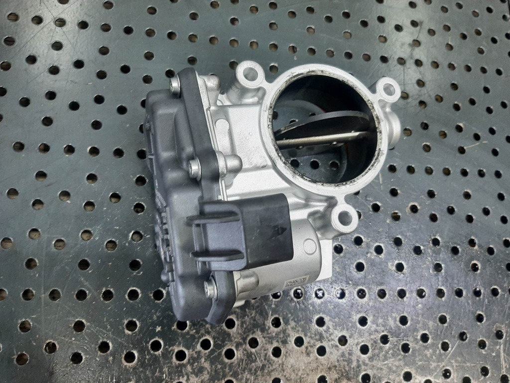 Clapeta acceleratie 2.0 cdi mercedes glc c253 e-class w213 a6540900070