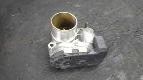 Clapeta acceleratie 2.0 dci m9r m9r d868 renault koleos 8200330810-e 8200330812