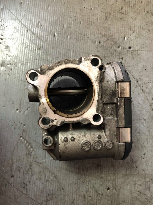 Clapeta acceleratie 2.0 dci renault laguna 2 megane 2 scenic 2 vel satis 8200330810 h8200330812