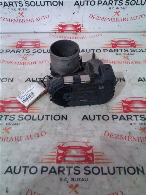 Clapeta acceleratie 2.0 RENAULT TRAFIC an fabr.2011