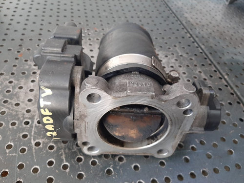 Clapeta acceleratie 2.2d 2adftv lexus is 220 192300-2010