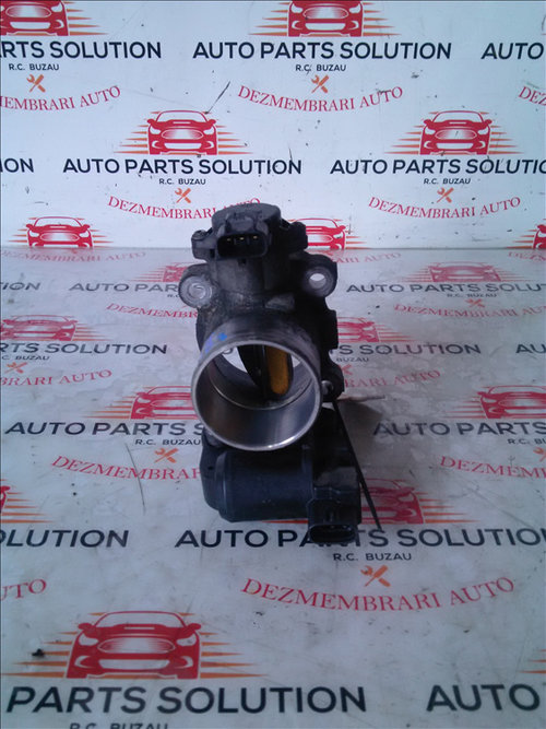 Clapeta acceleratie 2.2d TOYOTA AVENSIS an fabr. 2008