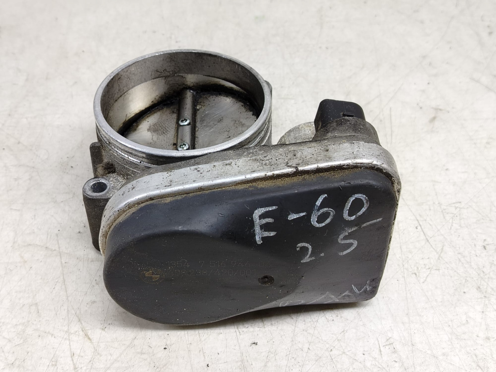 Clapeta acceleratie 2.5 benzina N52B25A 7516946-04 BMW Seria 5 E60/E61 [2003 - 2007]