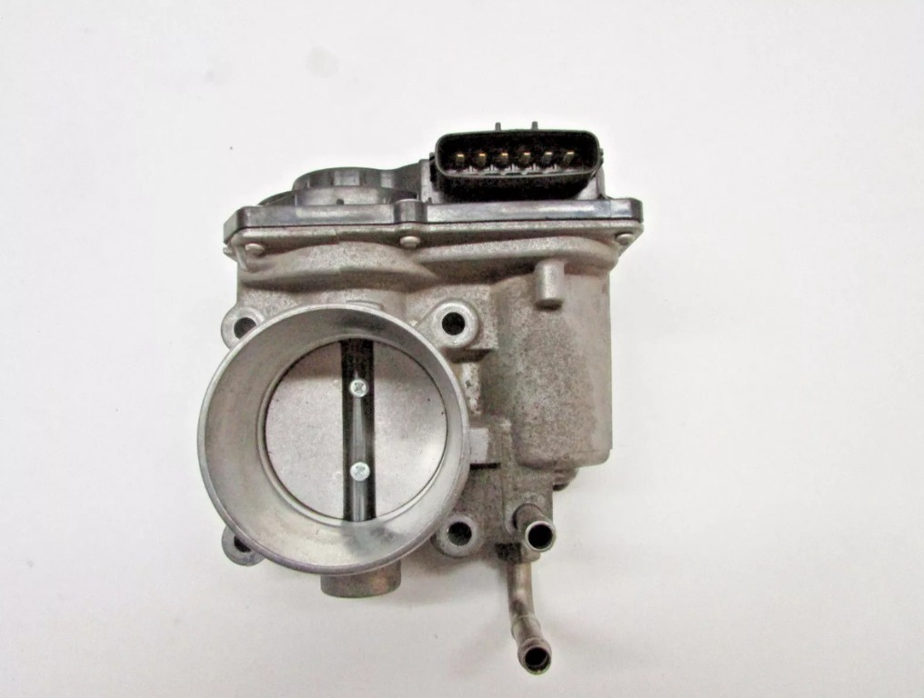 Clapeta acceleratie 22030-36020 Toyota Rav IV 2.5i Hybrid cod motor 2AR-FXE an fab. 2015 - 2018