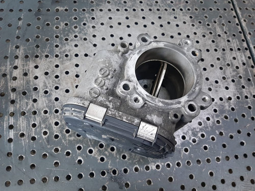 Clapeta acceleratie 3.0 cdi 642950 mercedes r-class w251 a6420900270 0281002894