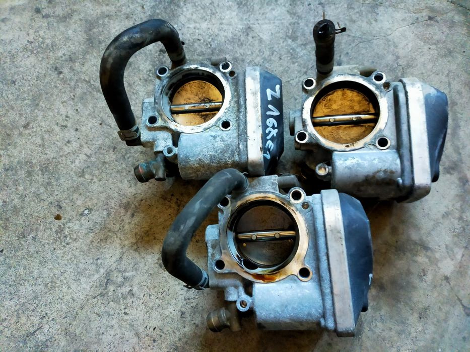 Clapeta acceleratie 55560398 Opel Astra H 1.6 i 115 cp Z16XER
