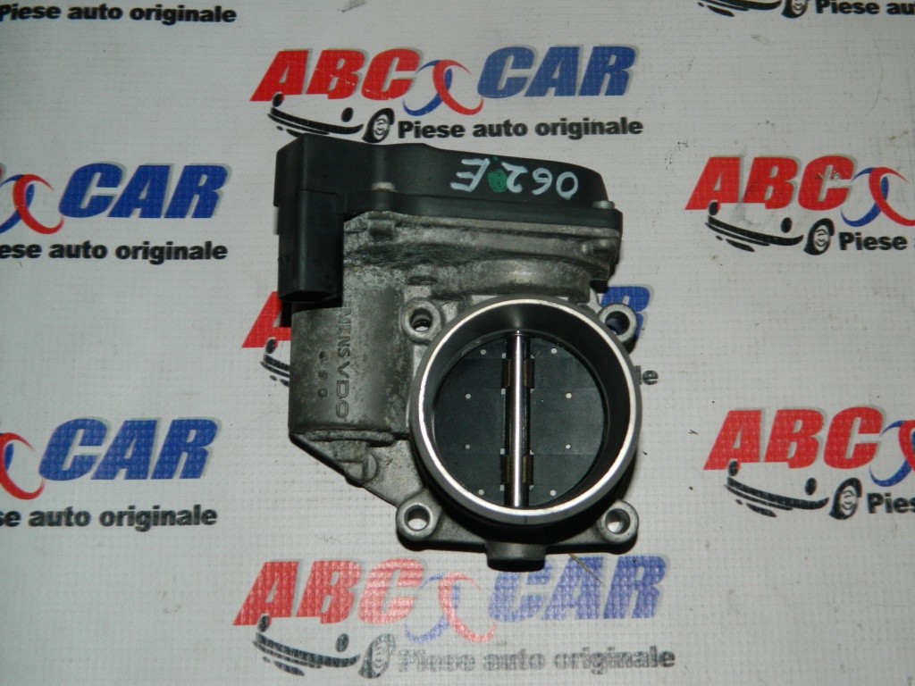 Clapeta acceleratie Audi A4 B7 8E 2.0 TFSI cod: 06F133062E model 2006