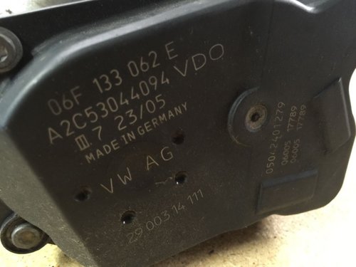 Clapeta acceleratie audi a4 b7 cabrio 2.0 tfsi bwe bwt 200 cai cod 06f133062e
