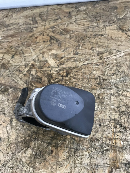 Clapeta acceleratie Audi A4 B8 2.0TDI , 143cp CAGA Sedan Automat sedan 2010 (06F133062)