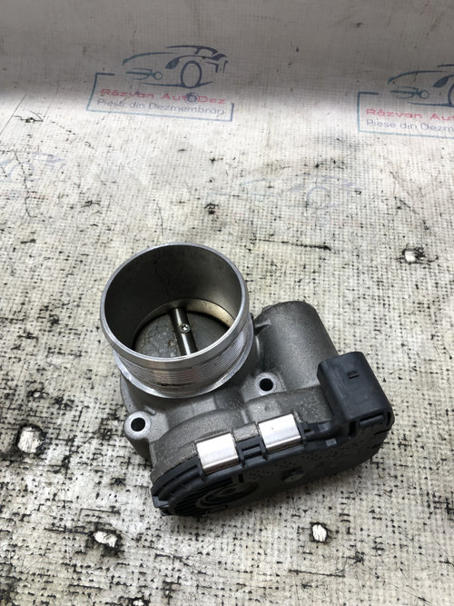 Clapeta acceleratie Audi A4 B9 2.0 Benzina 2018, 06K133062M