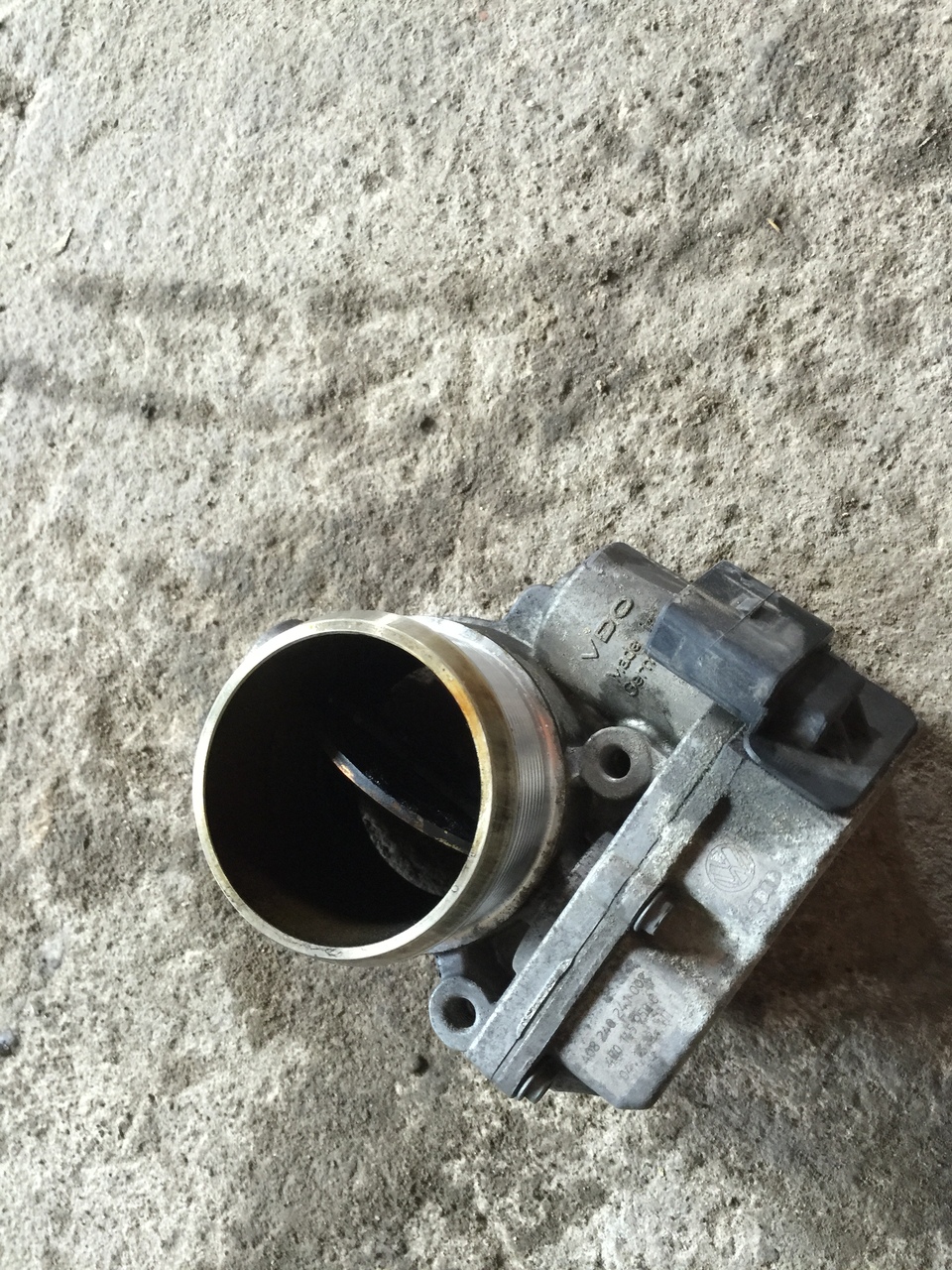 Clapeta acceleratie AUDI A6 4F 3.0 tdi 2005 2006 2007 2008