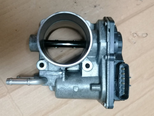 CLAPETA ACCELERATIE AVENSIS T27 RAV 4 IV VERSO AURIS 2009 2010 2011 20122013 2014 2015 2016