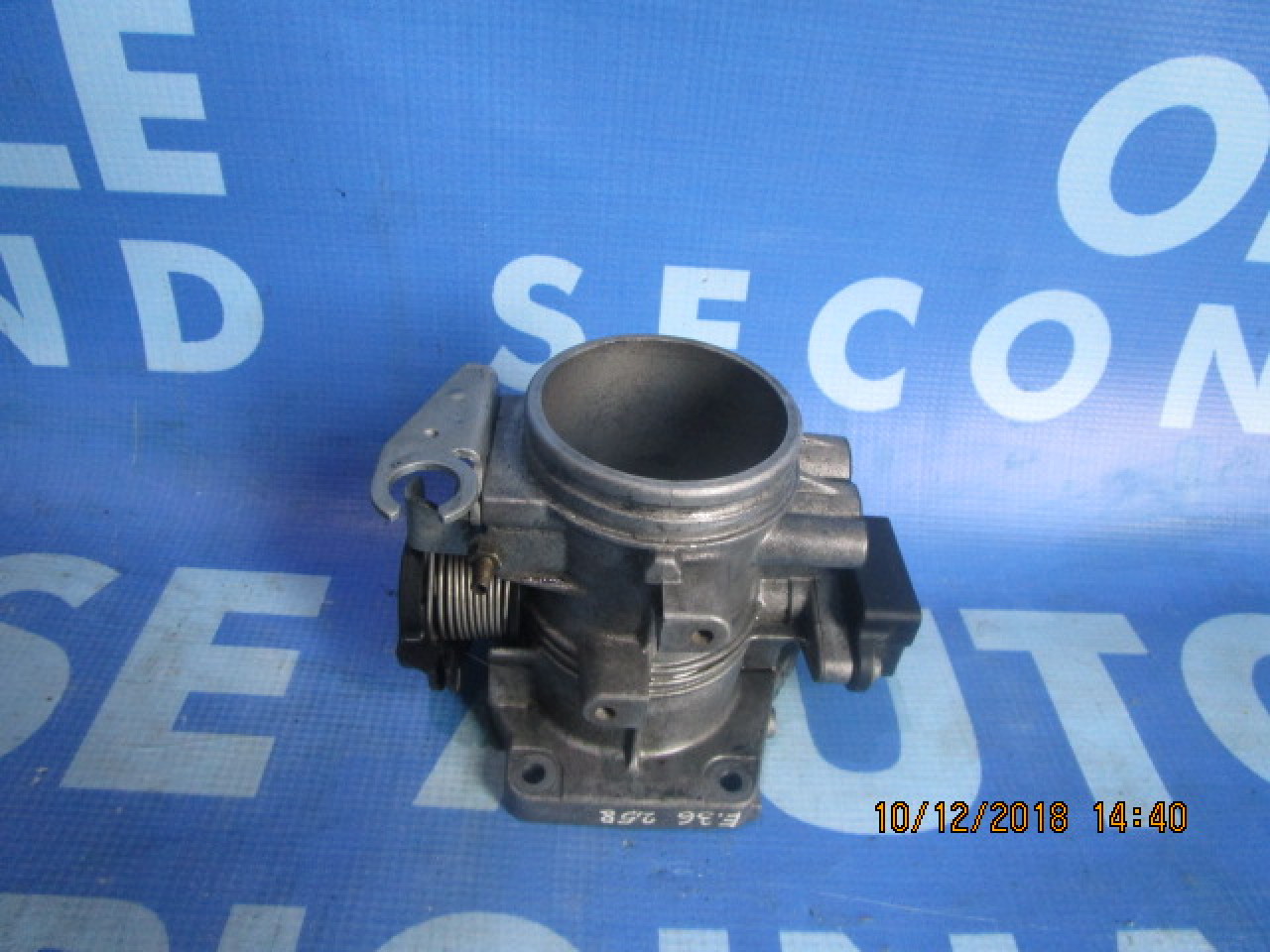 Clapeta acceleratie BMW E36 316ti; 1432059