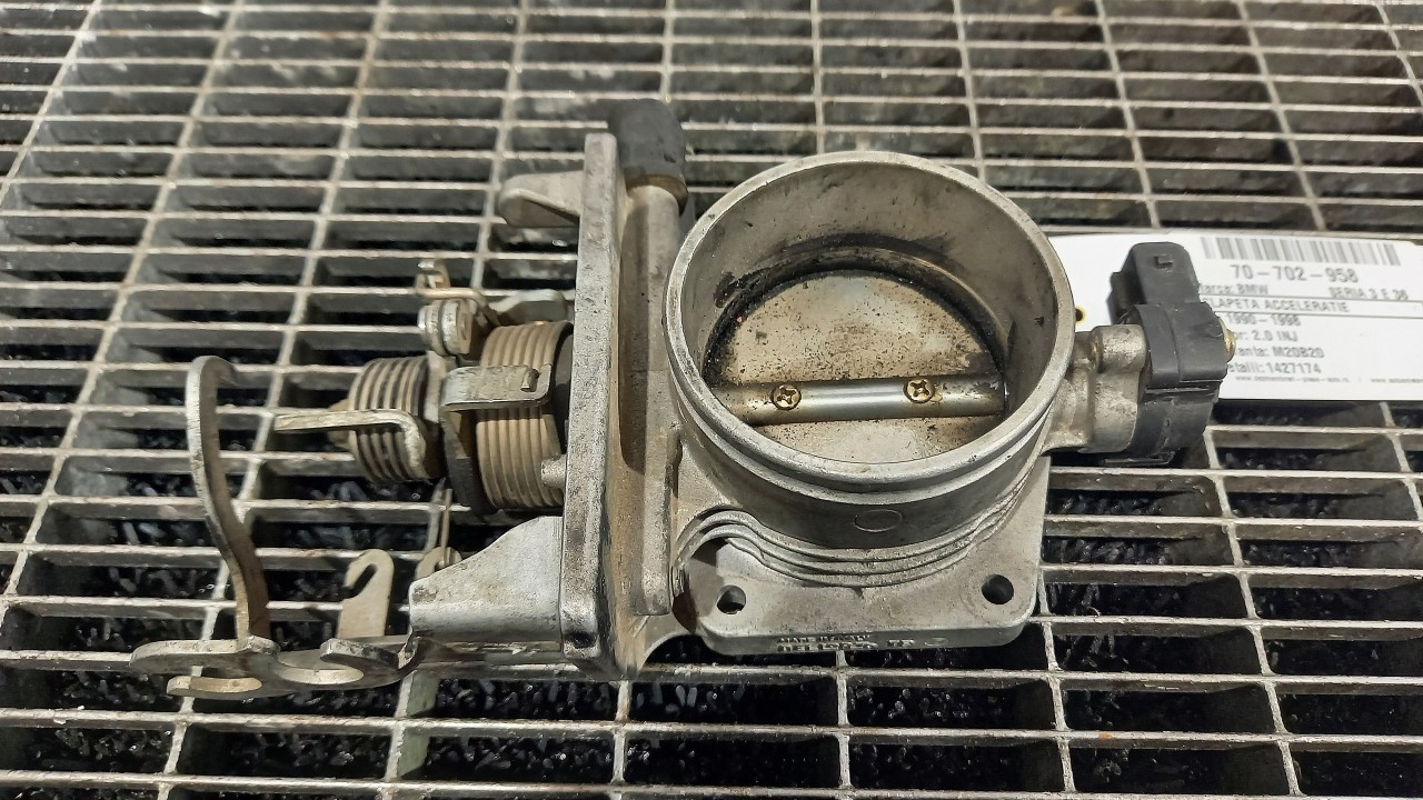 CLAPETA ACCELERATIE BMW SERIA 3 E 36 2.0 INJ - (1990 1998)