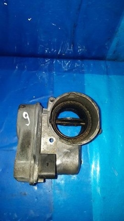 Clapeta acceleratie cod 03g128063b audi a3 8p 2.0 tdi bmn 170 cai