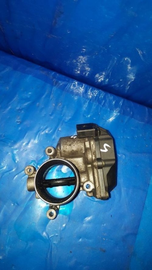 Clapeta acceleratie cod 03l128063e vw eos 2.0 tdi cbab 140 cai