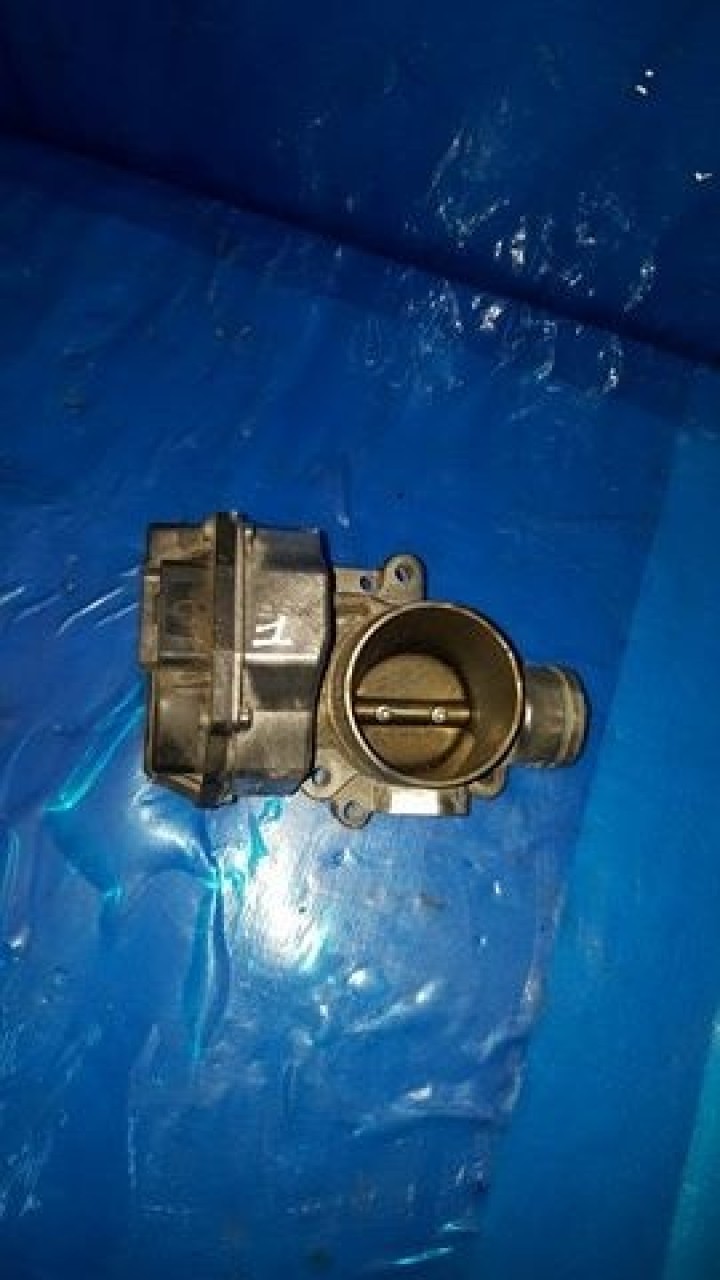 Clapeta acceleratie cod 9640796280 citroen nemo 1.4i kfv 73 cai