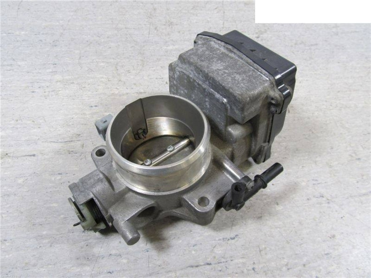 Clapeta acceleratie cod 9652682880 citroen c4 2.0i rfn