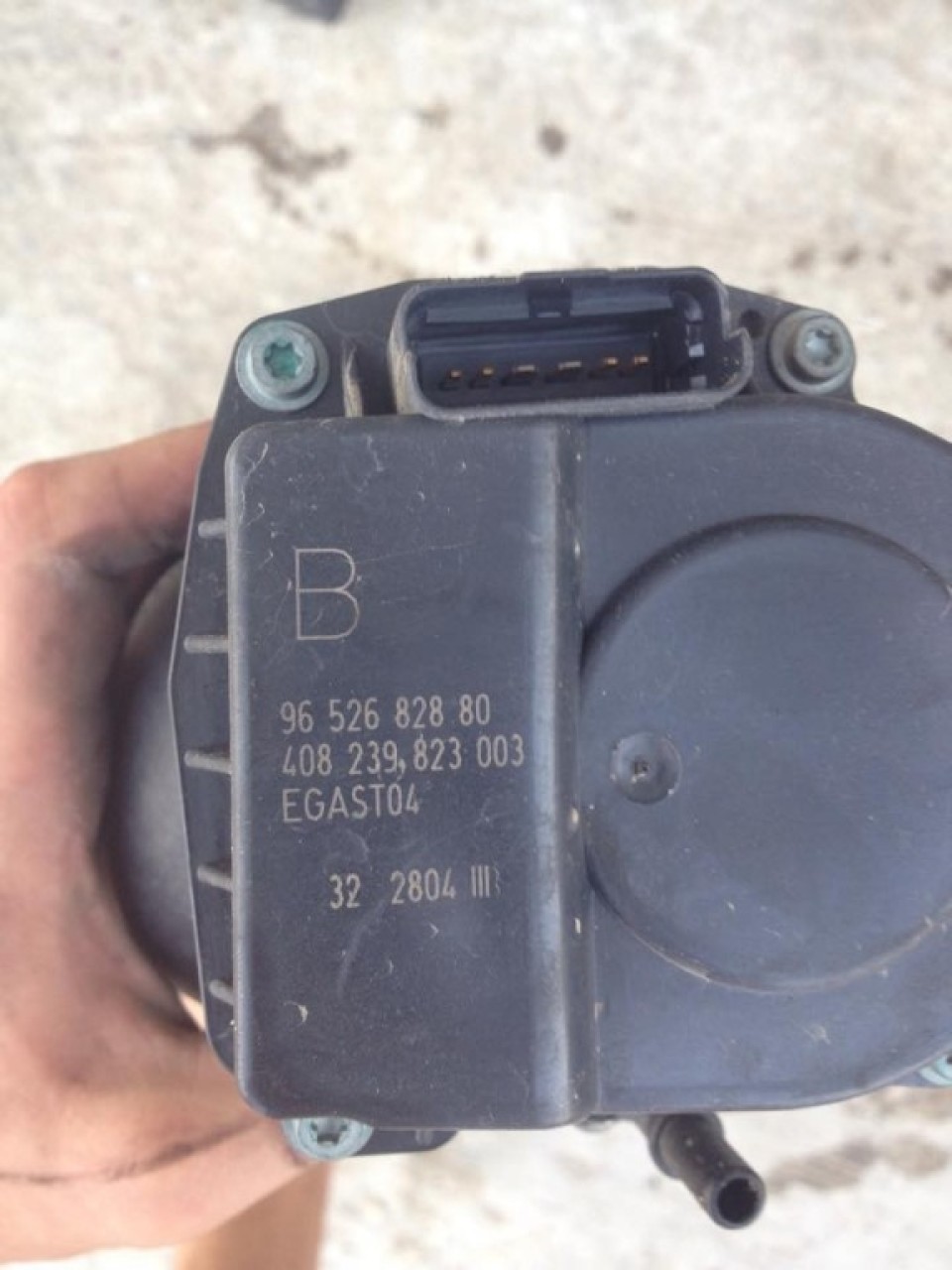 Clapeta acceleratie cod 9652682880 peugeot 307 cc 2.0i rfn