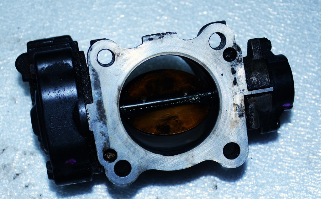 CLAPETA ACCELERATIE COROLLA VERSO 2004 ~ 2009 2.2 100KW 136CP