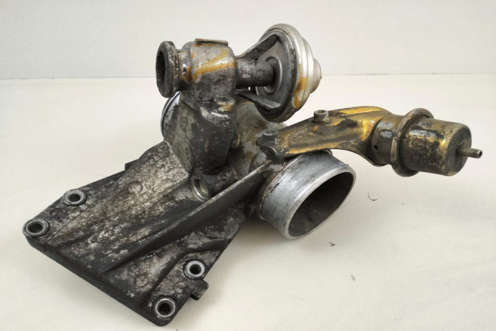 Clapeta Acceleratie cu EGR 6040980317 Mercedes-Benz C-Class W202/S202 [1993 - 1997]