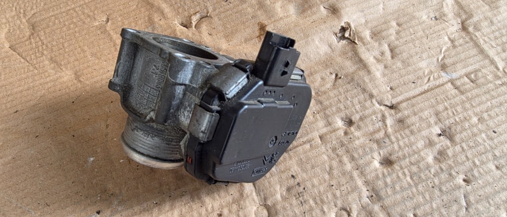 Clapeta acceleratie Ford Focus 3 1.6 TDCI 2011 2012 2013 2014