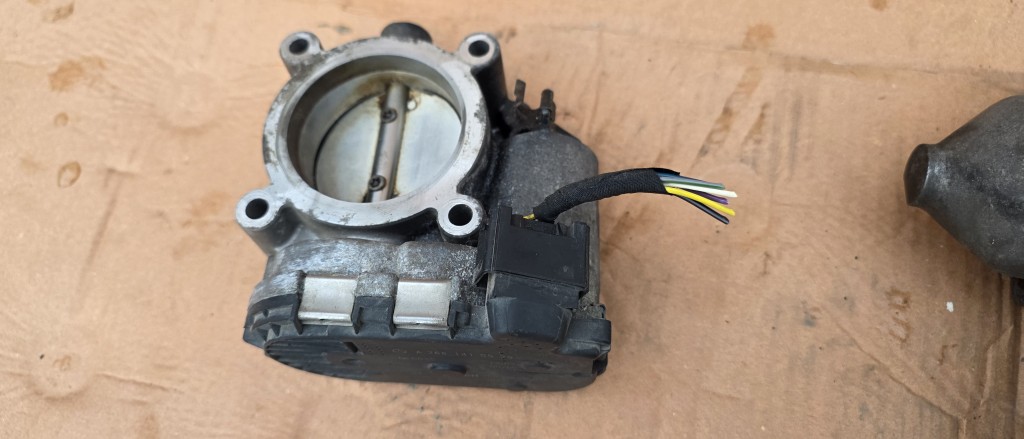 Clapeta Acceleratie Mercedes A-Class W169 / C-Class W245 1.5 benzina 2005 2006 2007 2008