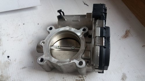 Clapeta acceleratie mercedes a-class w176 a180 1.6 tb a2701410025