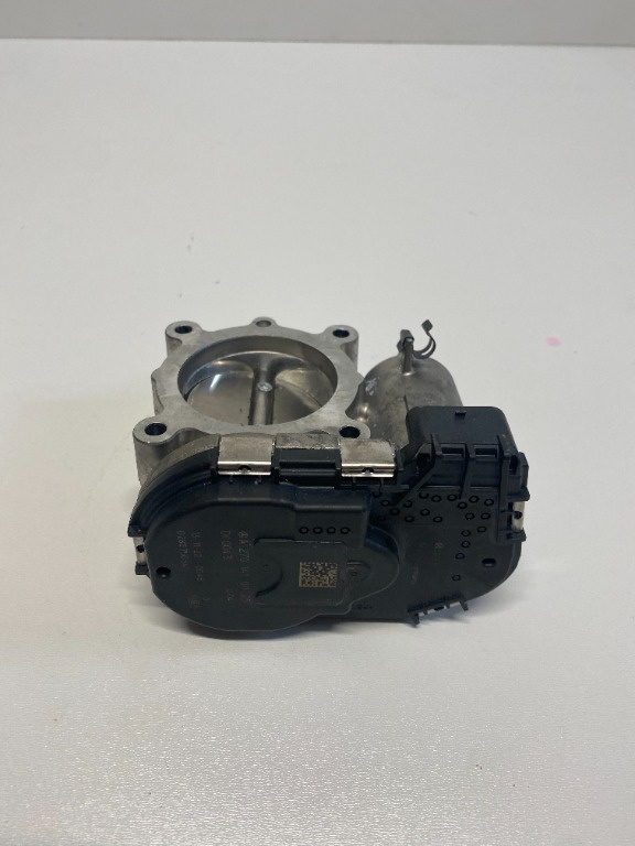 Clapeta acceleratie Mercedes C Class W205 2.0 benzina - A2701410025