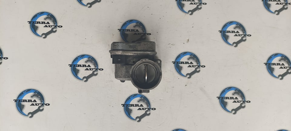 Clapeta acceleratie Mitsubishi Grandis 2.0 DI-D 103 KW 140 CP cod motor BWC