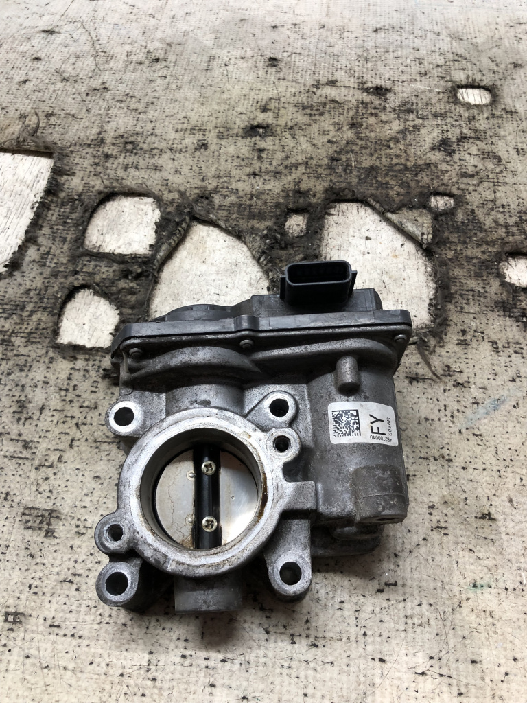 Clapeta acceleratie Nissan Qashqai 1.2 Benzina 2012, 161206038R