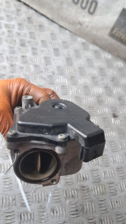 Clapeta acceleratie Nissan Qashqai j10 1.5 DCI cod motor k9k transmisie manuala 6+1 an 2012 cod 8200...