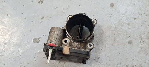 Clapeta acceleratie Opel Antara Chevrolet Captiva 2.2 DTI 2010 2011 2012 2013 2014