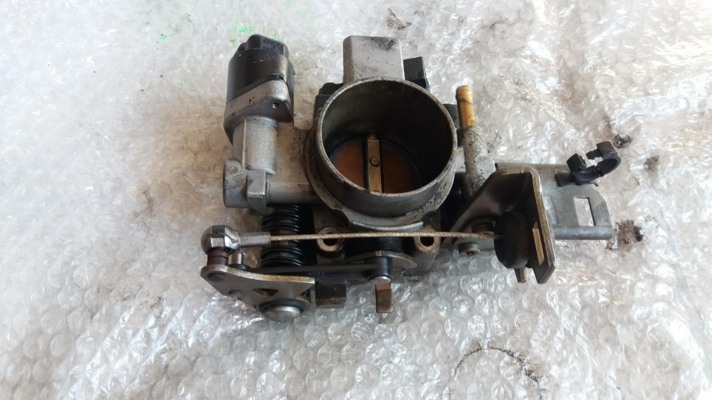 Clapeta acceleratie opel astra g 1.4 x14xe 90529710
