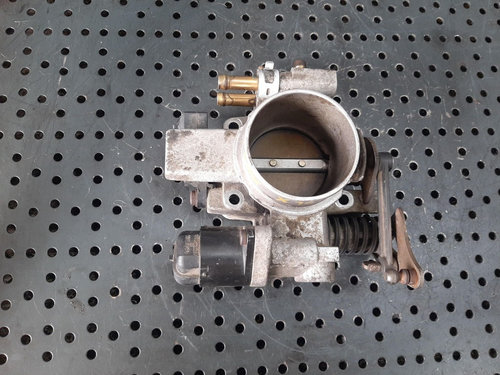 Clapeta acceleratie opel astra g 1.6 b x16xel 90529710