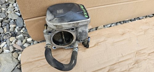 Clapeta acceleratie Opel Zafira B / Signum / Vectra C 1.8 benzina Z18XER