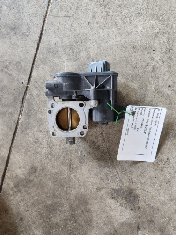 Clapeta acceleratie Peugeot 208 1.2 an de fabricatie 2016 cod 9673622380