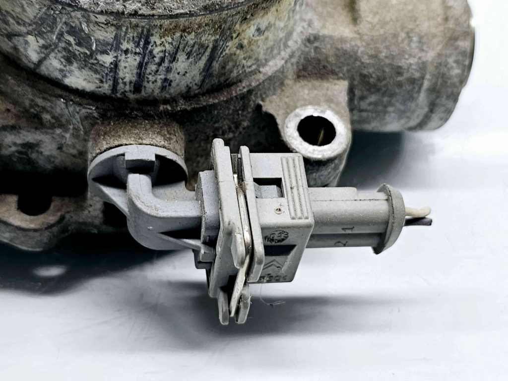 Clapeta acceleratie Peugeot 307 [Fabr 1993-2003] 408239823003 2.0 B RFN 100KW / 136CP 2.0 B RFN 100KW / 136CP