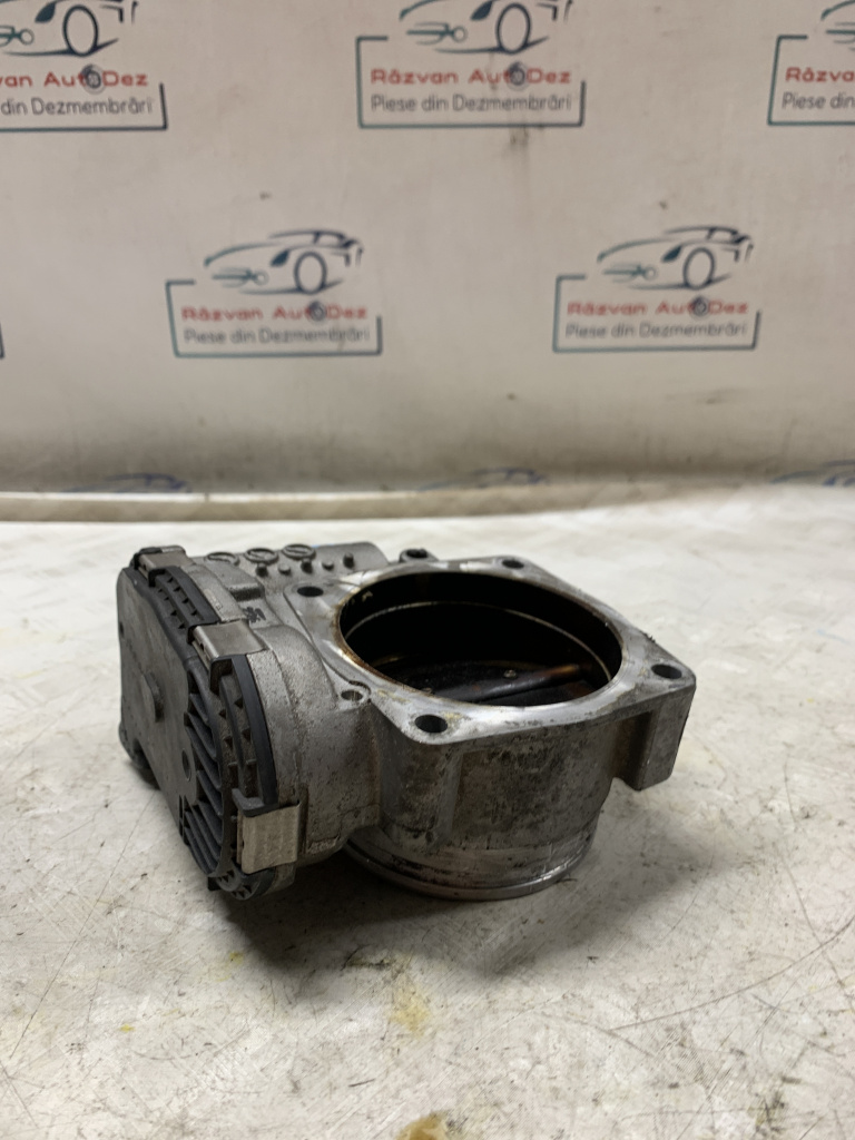 Clapeta acceleratie Porsche Macan 3.0 Benzina 2015, 99760511501 / MIC DEFECT LA MUFA